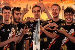 开云体育-TL碾压FNC，Gumayusi单局斩获MVP四强赛3:2（广州）