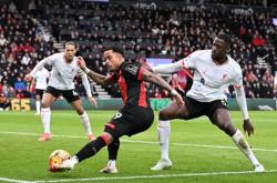 开云体育官网-利物浦主场告捷，英超领跑优势扩大