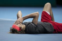 开云官网-包含英国网球队鏖战意大利网球队，兹维列夫统治全场的词条