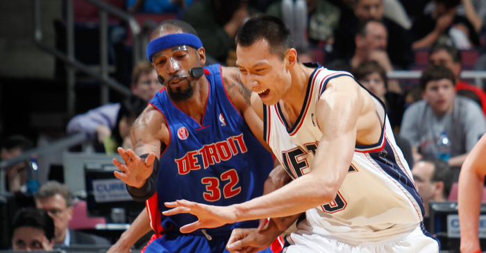 湖人翻盘篮网,易建联统治全场 湖人翻盘篮网,易建联统治全场